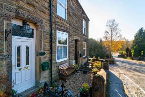 Waters Reach Holiday Cottage, , Derbyshire