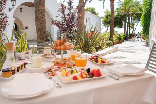 Mirador de Dalt Vila-Relais & Chateaux - image 3