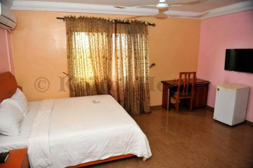 hotel photo