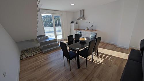 Létesítmények, Hospedium Apartamentos Galitrips A Casa Da Reina in Nemina