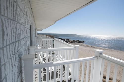 ทัศนียภาพภายนอกโรงแรม, The Surfside Hotel in สแตรตเฟิร์ด (CT)