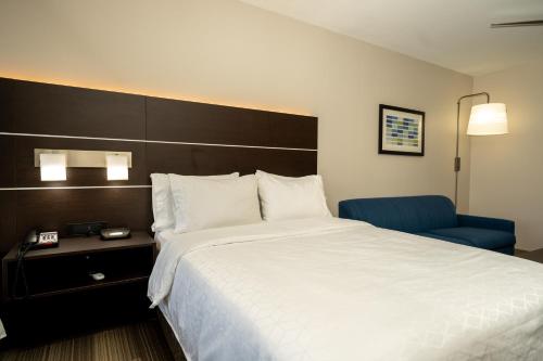 Holiday Inn Express & Suites Deer Park by IHG in Deer Park, USA