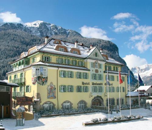 Hotel Dolomiti Schloss - Canazei di Fassa