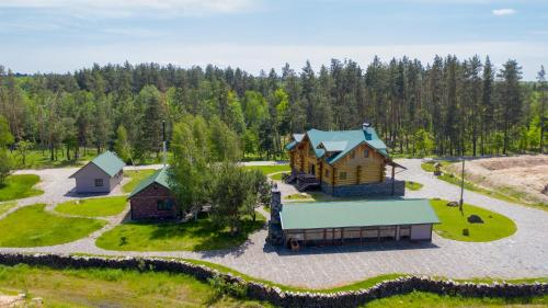 Дом для отдыха Lake House - image 9