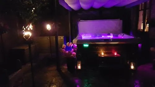 Whirlpool Suite Marrakesch-Lounge in Stelle, Deutschland