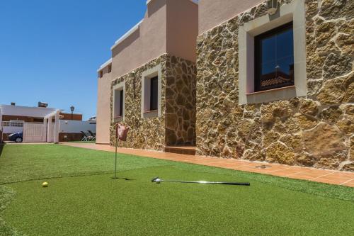 Villa with private pool, near beach and golf Caleta de Fuste- Villa Charlotte