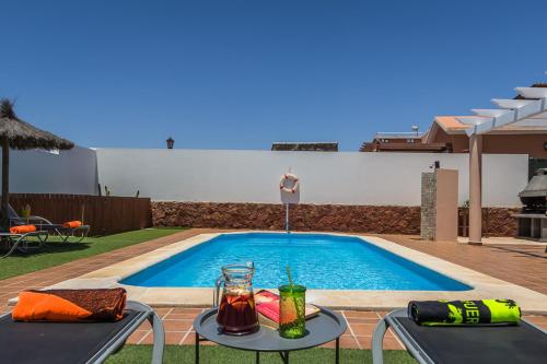 Villa with private pool, near beach and golf Caleta de Fuste- Villa Charlotte