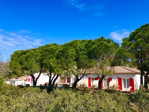 Les Volets Rouges - Hôtel Cassis - Situé dans le Parc National des Calanques - Parking Gratuit - Hotel - Cassis