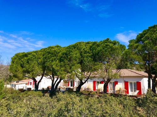 HôTEL LES VOLETS ROUGES - CASSIS