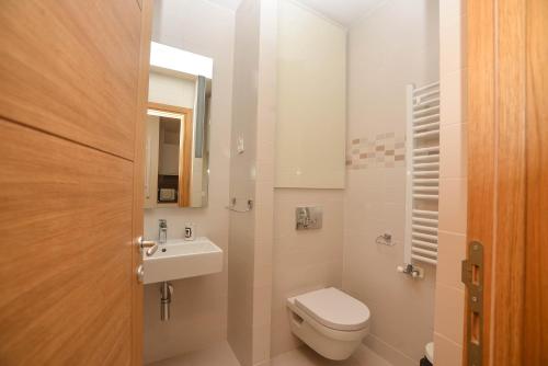 Apartment Dutina - image 5