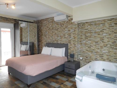  Luxury Living Apartments and Spa, Pension in Thessaloniki