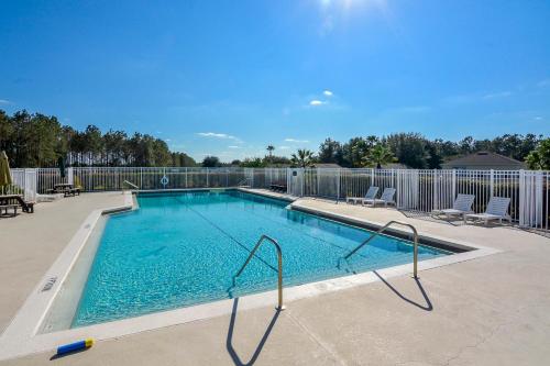 Highland's Reserve 5 Bed Villa with Golf-View - main image