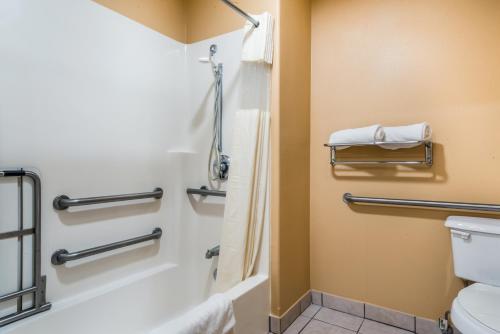 Americas Best Value Inn - Ukiah