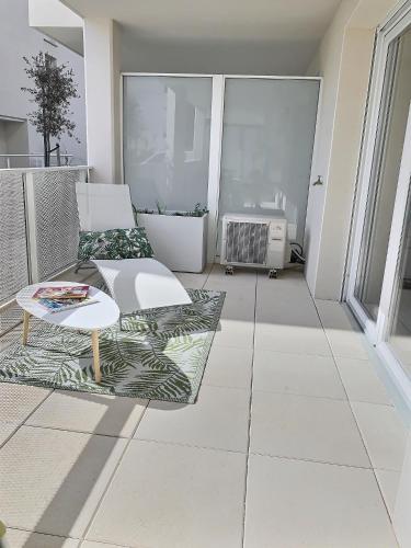 A 600m de la mer, Coquet appartement avec terrasse pour 4 personnes - Location saisonnière - Sérignan