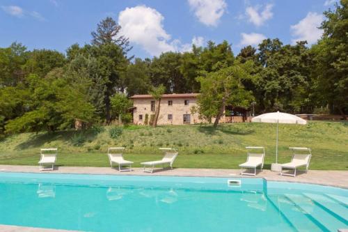 VILLA LIZ Tuscany, private pool, hot tub, property fenced, pets allowed - Accommodation - Poppi