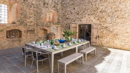 CONTESSA MATILDE 16, Emma Villas