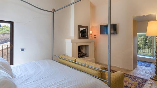 CONTESSA MATILDE 16, Emma Villas