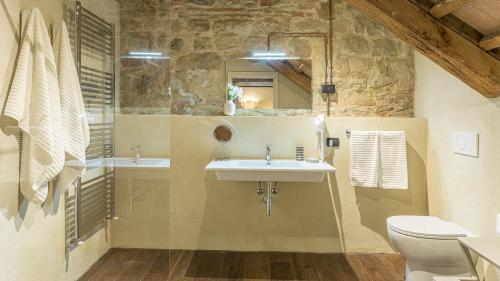 CONTESSA MATILDE 16, Emma Villas