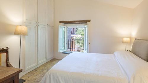 CONTESSA MATILDE 16, Emma Villas