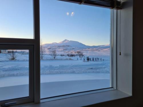 Hlín Guesthouse (Hlin Guesthouse) in Varmahlid