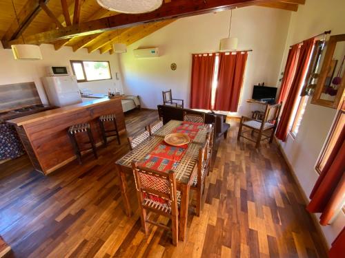2 bedrooms, 4 beds