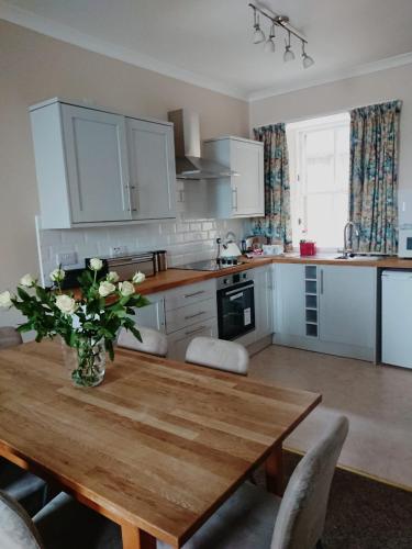 Kings Arms Holiday Apartments 5