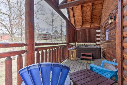Luxe Smoky Mountain Cabin Indoor Pool and Fire Pit! in Sevierville, USA
