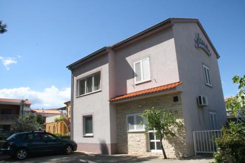One-Bedroom Apartment with Patio