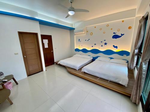 Sunny Only Room