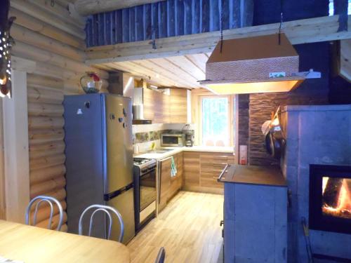 Kitchen, Luppokumpu in Akaslompolo