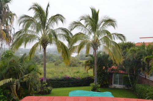 Casa de las Palmeras Lomas de Cocoyoc in Atlatlahucan, Mexico
