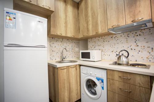 Fantastic apartment with Balcony in Republic Square MyStreet company - image 7