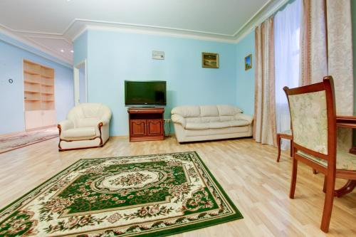 Nevsky 30 big apart