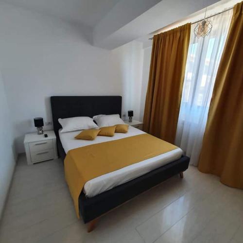 Mamaia Lake View 52