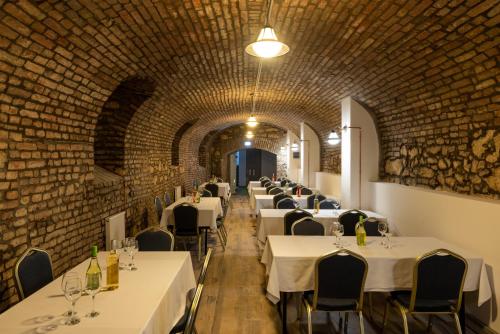 ห้องจัดเลี้ยง, Fibula Residence Hotel & Wellness - Adults Only in เปซ ดาวน์ทาวน์