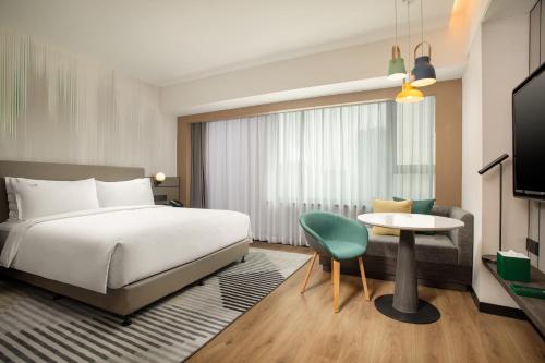 Holiday Inn Shanghai Nanjing Road, an IHG Hotel photo 4