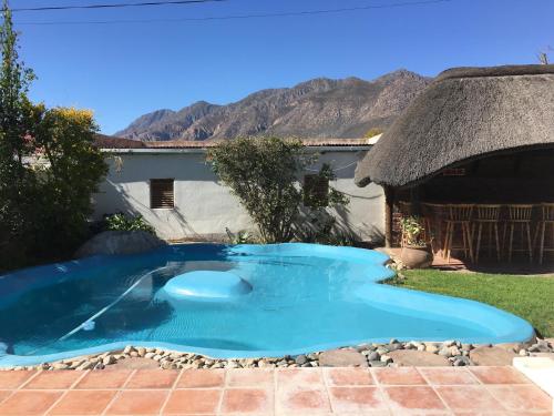 John Montagu Accommodation