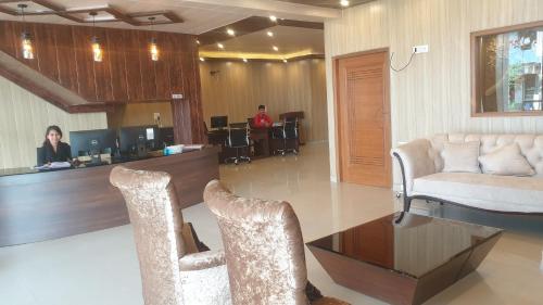 Maple Leaf Hotel photo 5