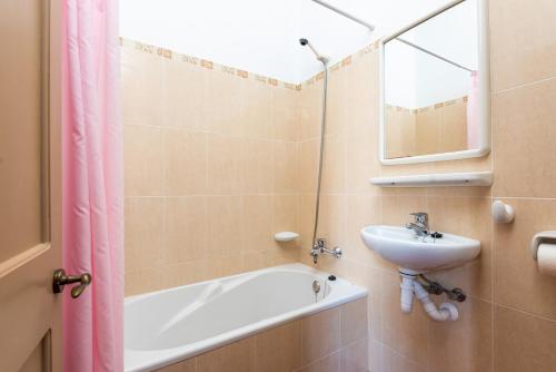 Camps 4 bedroom house Ciutadella - image 6