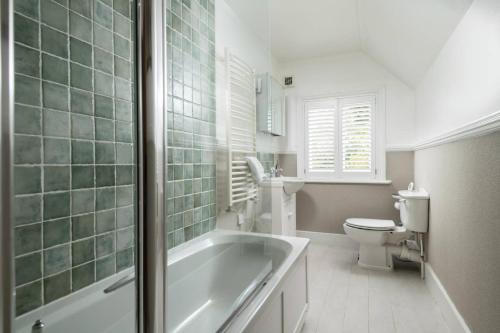 Rose Cottage - image 3