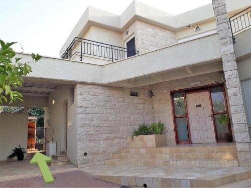 Viesnīcas āriene, למרפסת La Balcona in Korazima