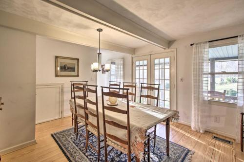 Spacious Faber Home with Yard, Steps to Winery! Spacious Faber Home with Yard, Steps to Winery!