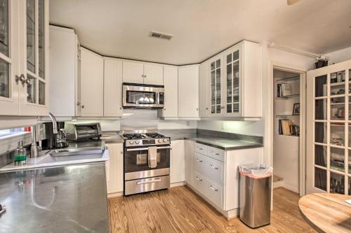 Spacious Faber Home with Yard, Steps to Winery! Spacious Faber Home with Yard, Steps to Winery!