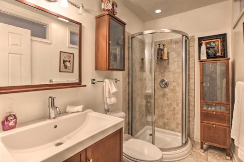 Spacious Faber Home with Yard, Steps to Winery! Spacious Faber Home with Yard, Steps to Winery!