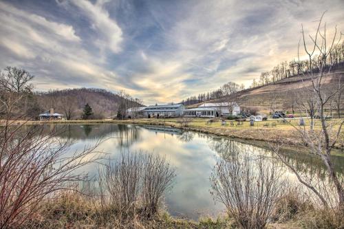 Spacious Faber Home with Yard, Steps to Winery! Spacious Faber Home with Yard, Steps to Winery!