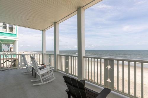 Beach It Up! - image 2