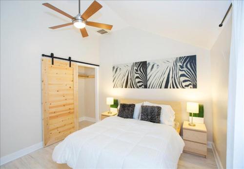 Palms Luxe Condo - main image