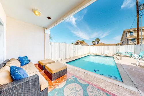 Sand Dollar Retreat