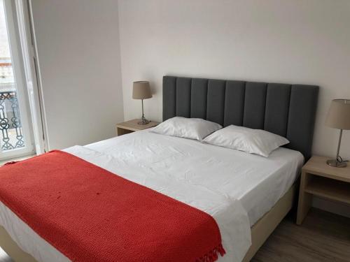 Be Lisbon Hostel Intendente Room Type - Double Room with Private Bathroom