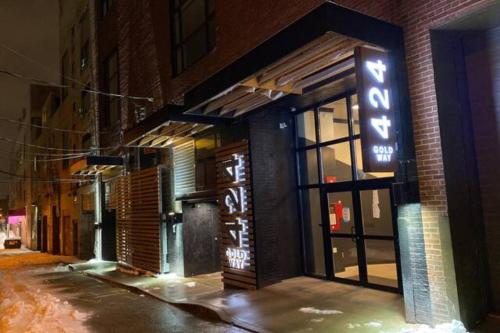 3e-spacious Close To Pitt/cmu/carlow, Sleeps 4 - Pittsburgh, PA